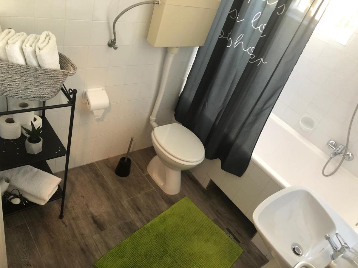Apartmani Maretimo Примоштен Экстерьер фото